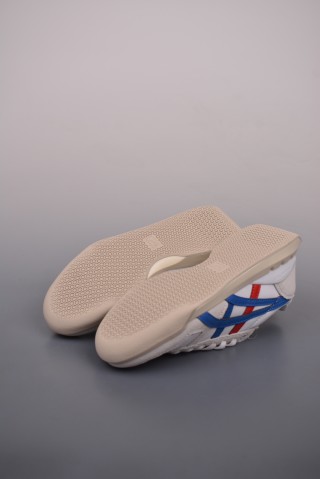 Asics Onitsuka Tiger Ultimate 81 EX view 3