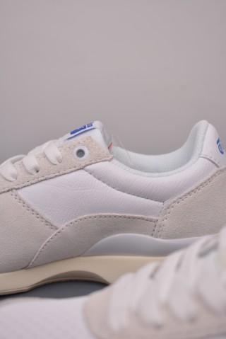Asics Onitsuka Tiger Ultimate 81 EX view 8