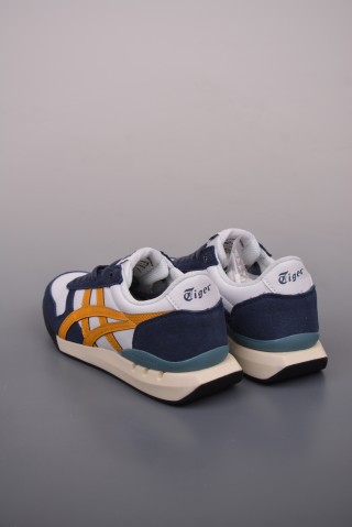Asics Onitsuka Tiger Ultimate 81 EX view 2