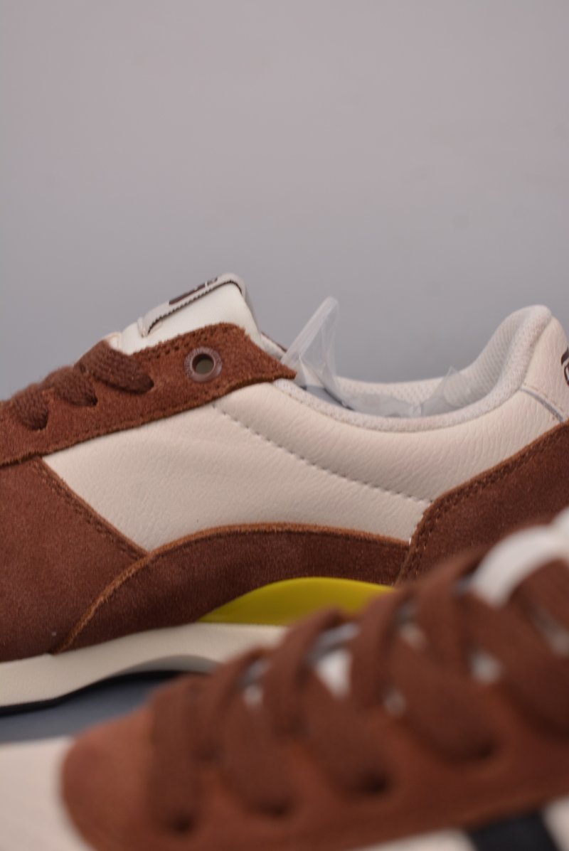 Asics Onitsuka Tiger Ultimate 81 EX view