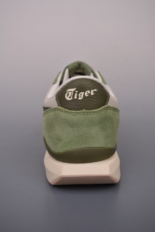 Asics Onitsuka Tiger Ultimate 81 EX view 4