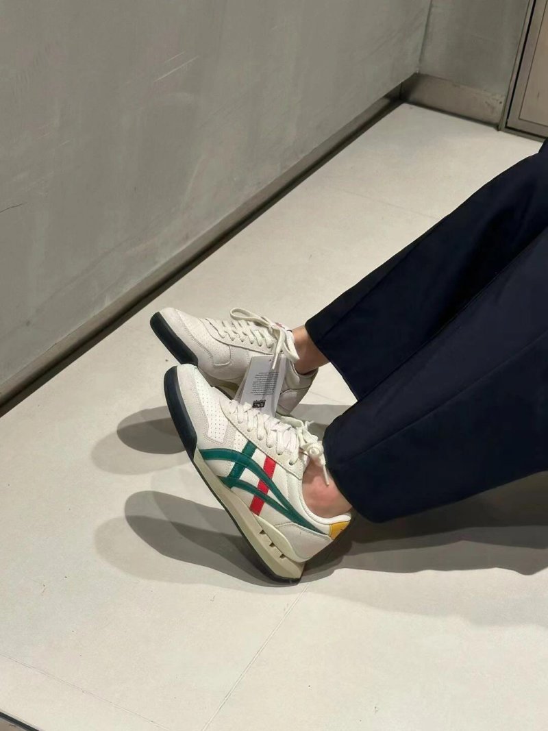 Asics Onitsuka Tiger Ultimate 81 EX