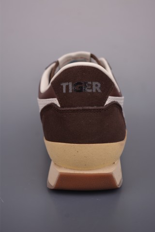 Asics Onitsuka Tiger Ultimate 81 view 4