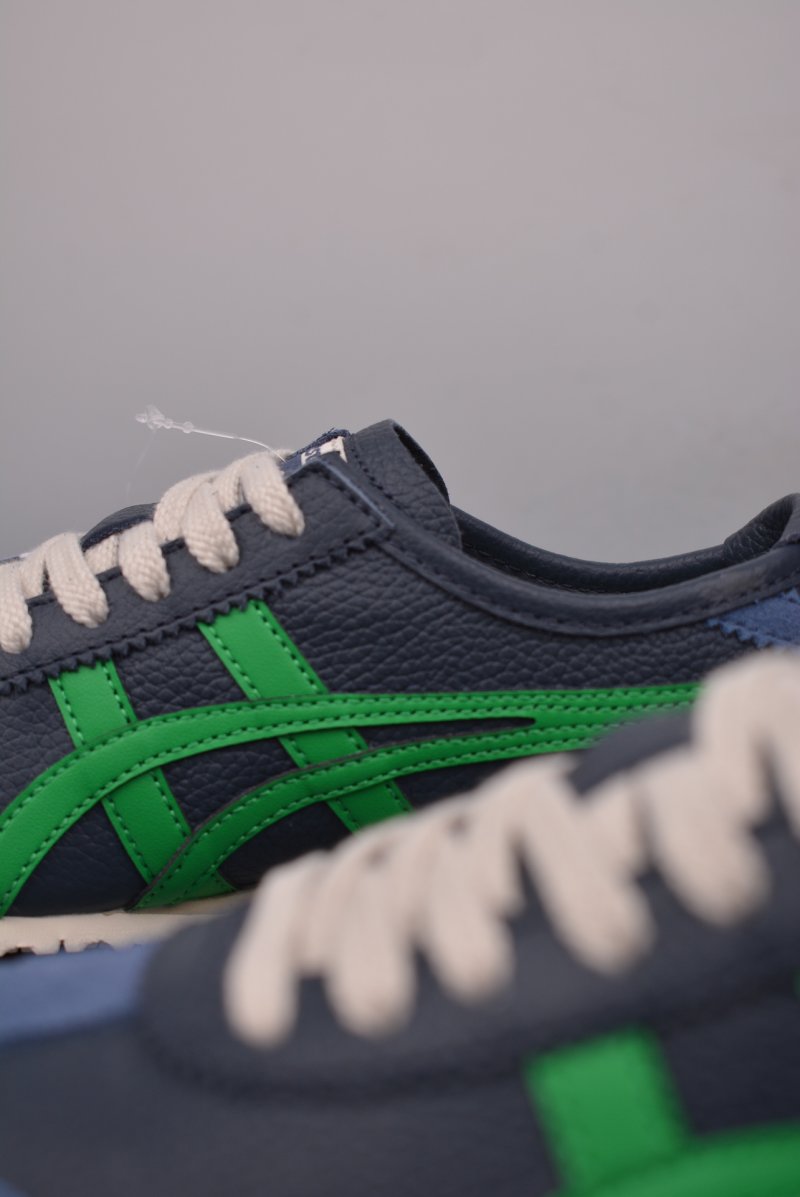 Asics Onitsuka Tiger Mexico 66 view