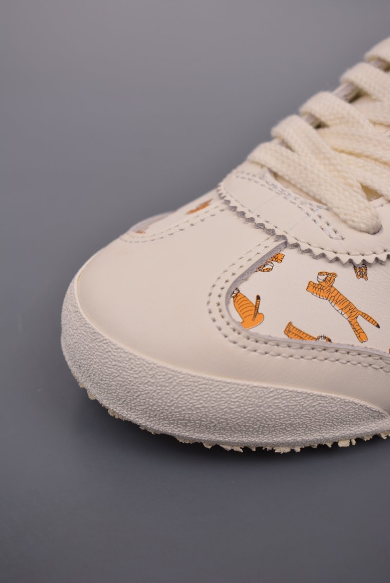 Asics Onitsuka Tiger Mexico 66 view