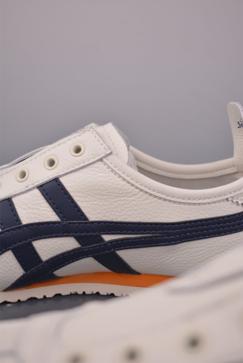 Asics Onitsuka Tiger Mexico 66 view