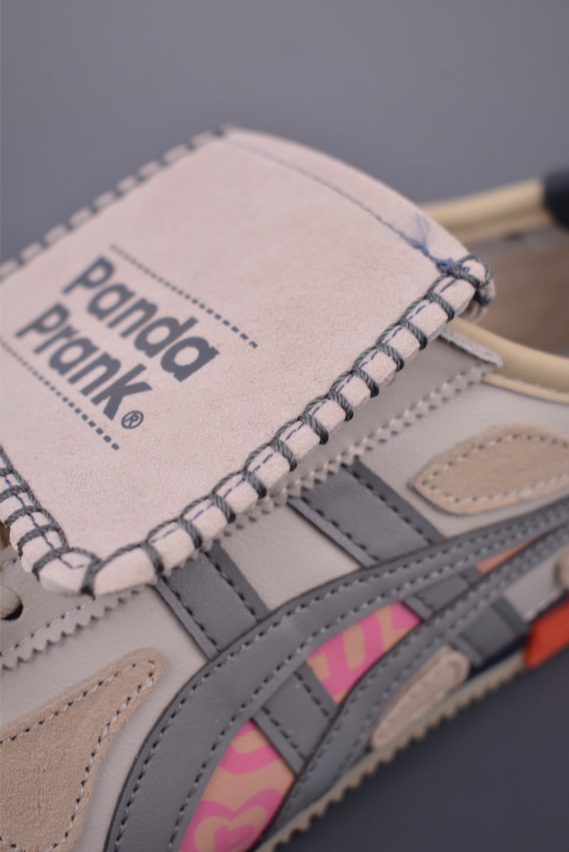 Asics Onitsuka Tiger Mexico 66 view