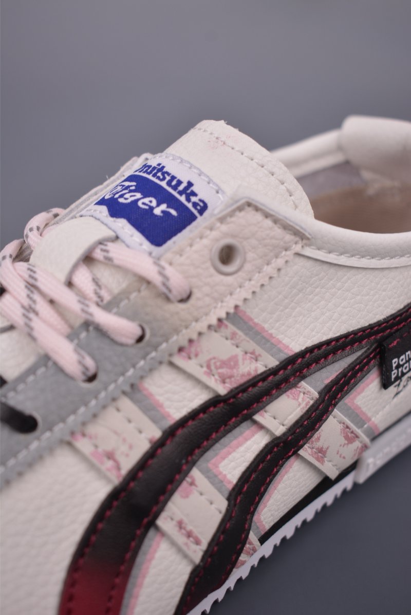 Asics Onitsuka Tiger Mexico 66 view