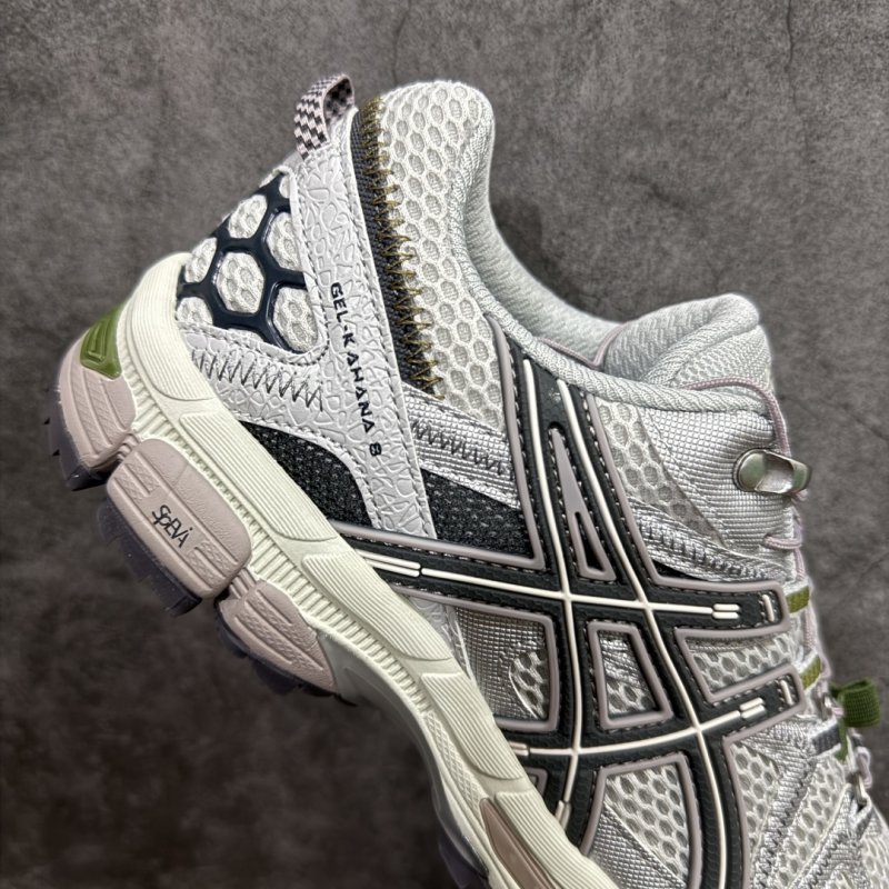 Asics Gel-Kahana 8 view