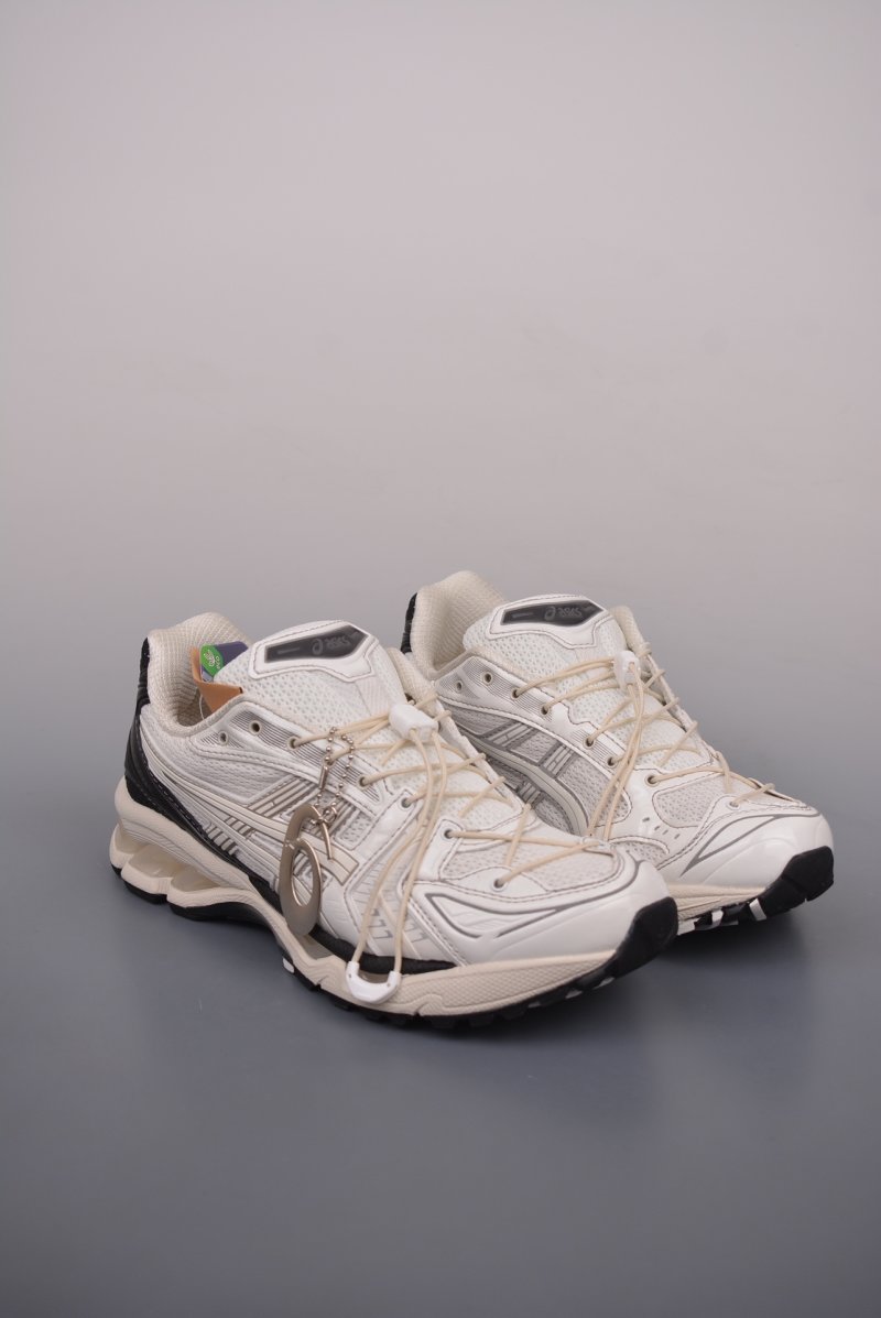 Asics Gel-Kayano 14 'Unaffected'