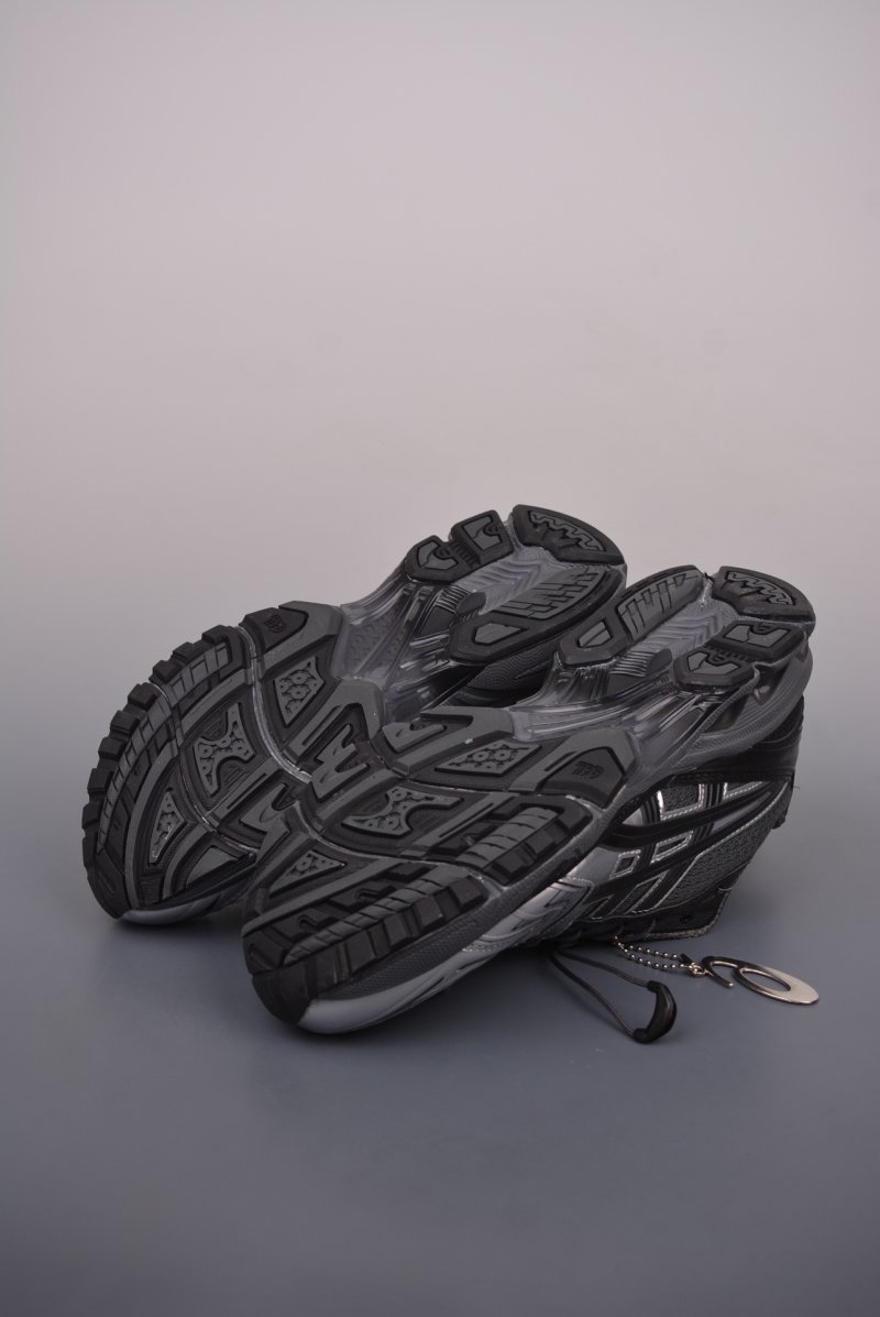 Asics Gel-Kayano 14 'Unaffected' view