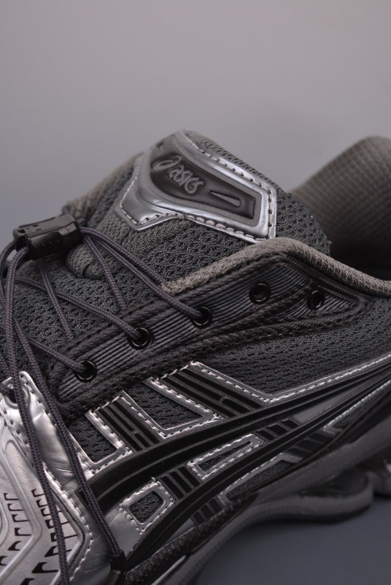 Asics Gel-Kayano 14 'Unaffected' view