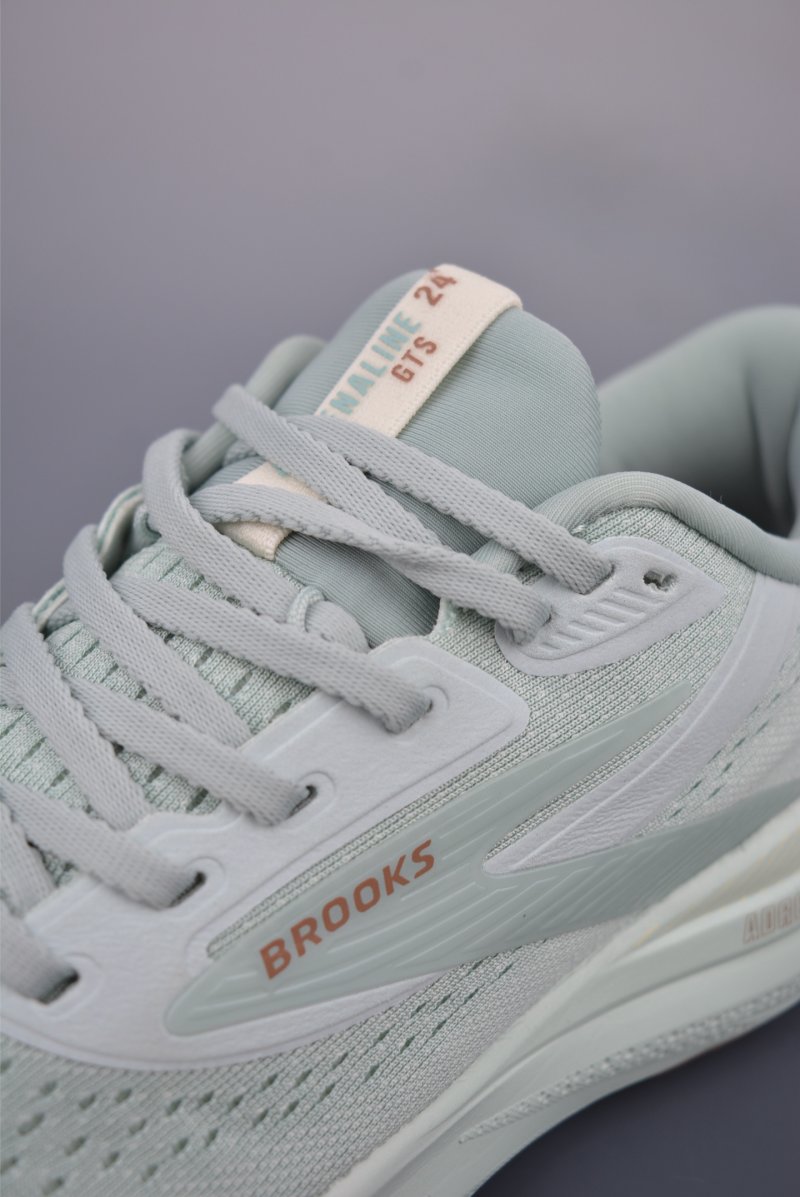 Brooks Adrenaline GTS 24 DNA LOFT V2 view