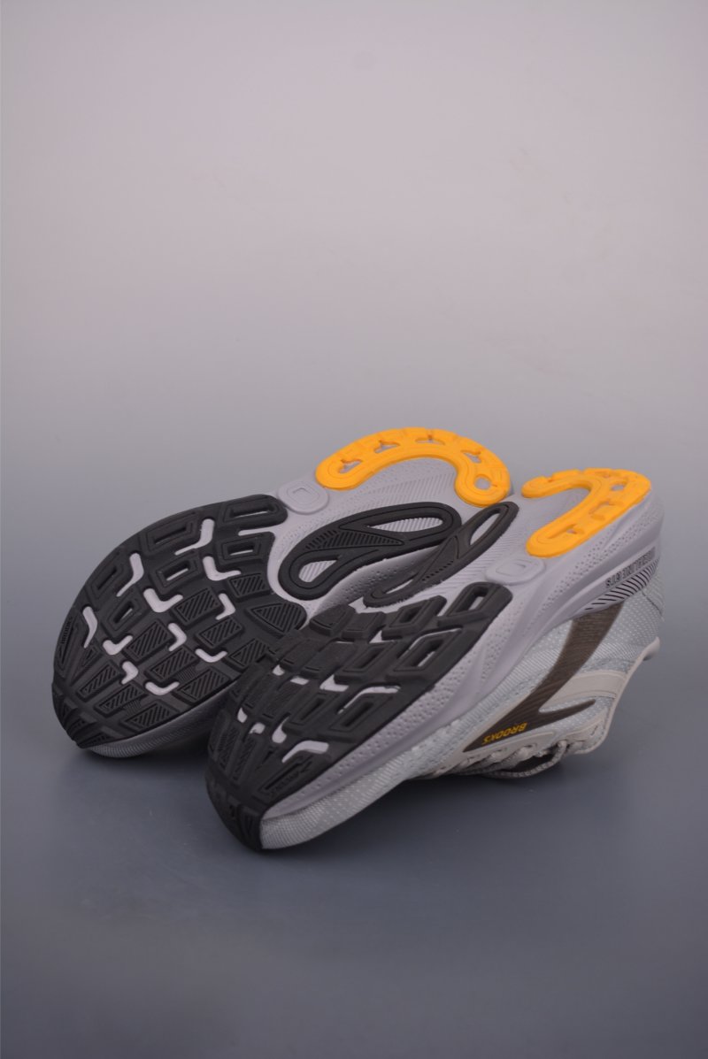 Brooks Adrenaline GTS 24 DNA LOFT V2 view