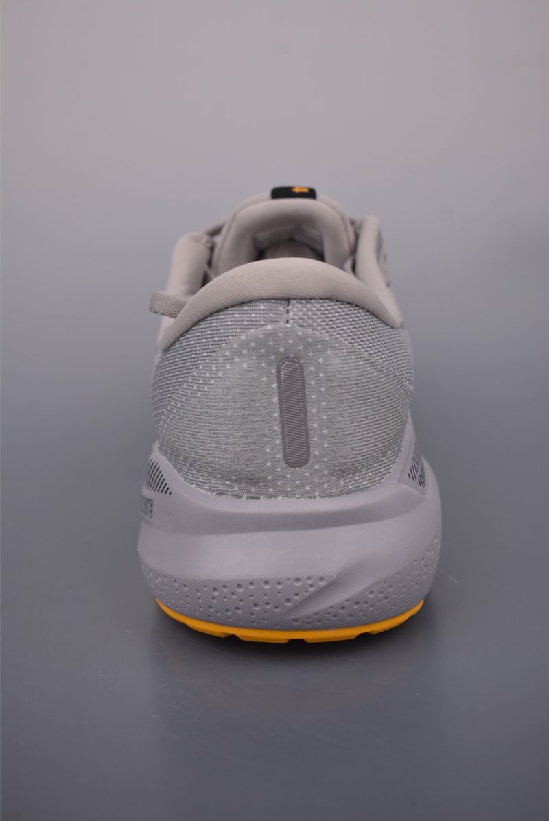 Brooks Adrenaline GTS 24 DNA LOFT V2 view