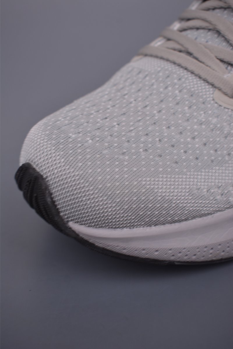 Brooks Adrenaline GTS 24 DNA LOFT V2 view