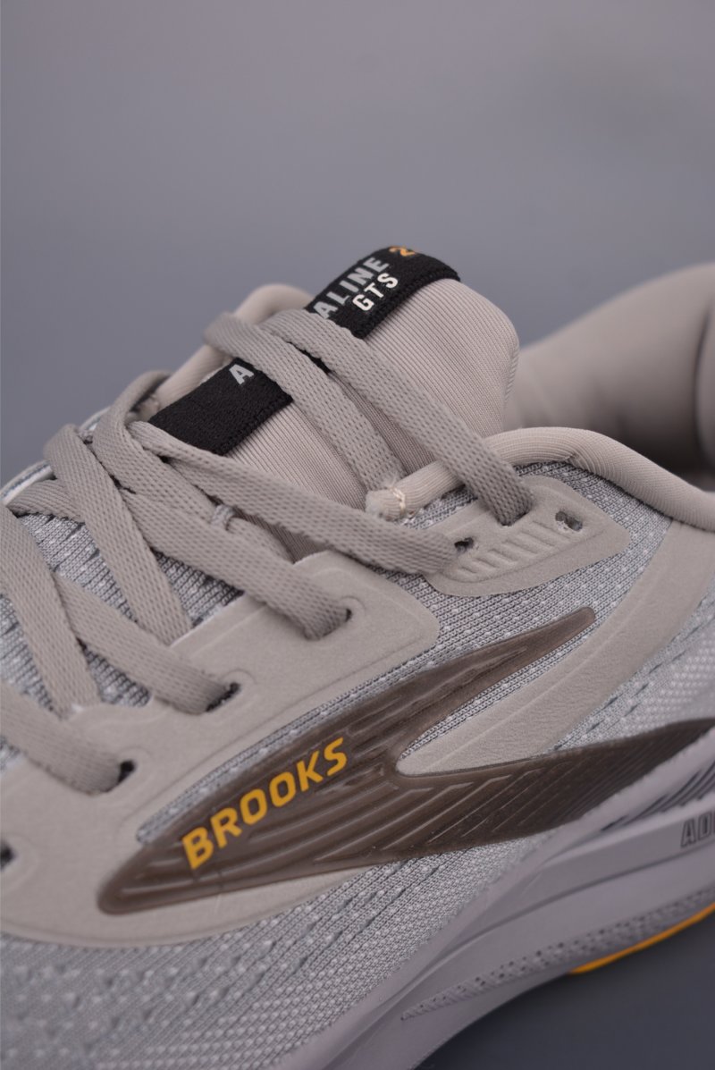 Brooks Adrenaline GTS 24 DNA LOFT V2 view