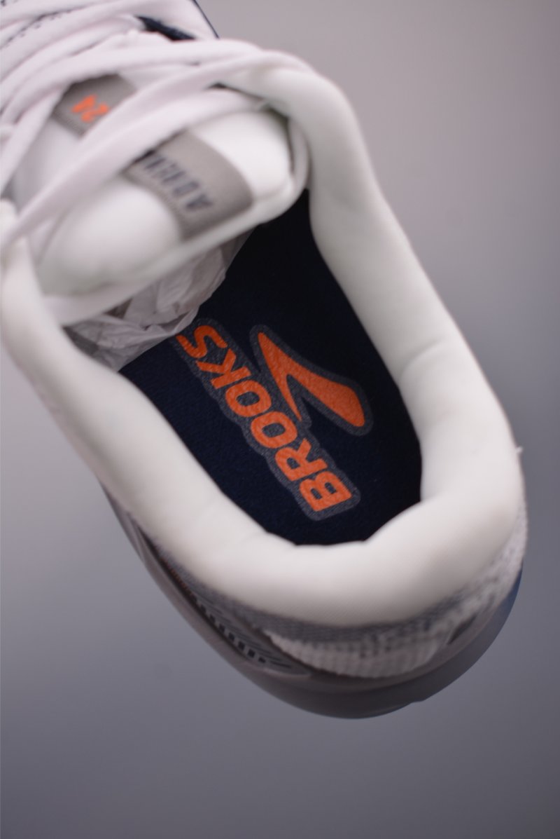 Brooks Adrenaline GTS 24 DNA LOFT V2 view