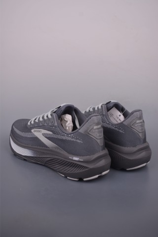Brooks Ghost 17 DNA LOFT V2 view 2