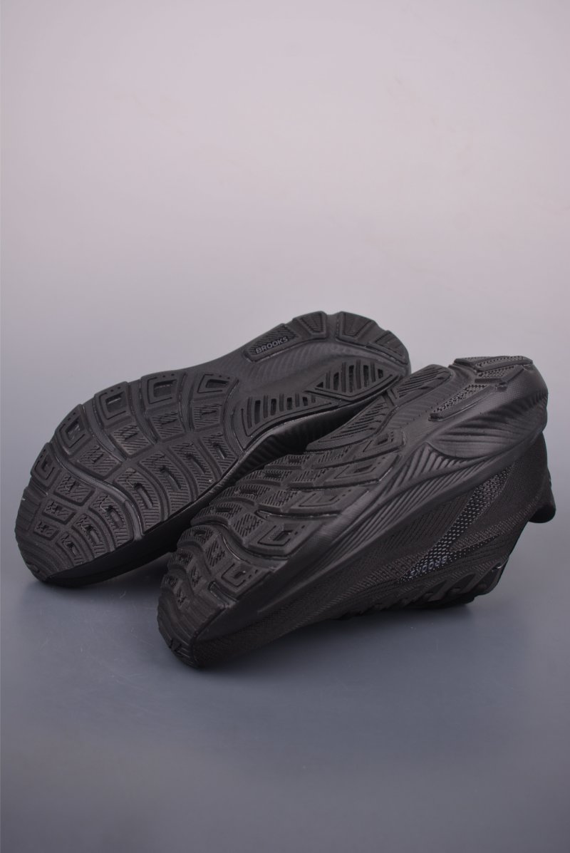 Brooks Ghost 17 DNA LOFT V2 view