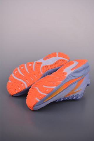 Brooks Ghost 17 DNA LOFT V2 view 3