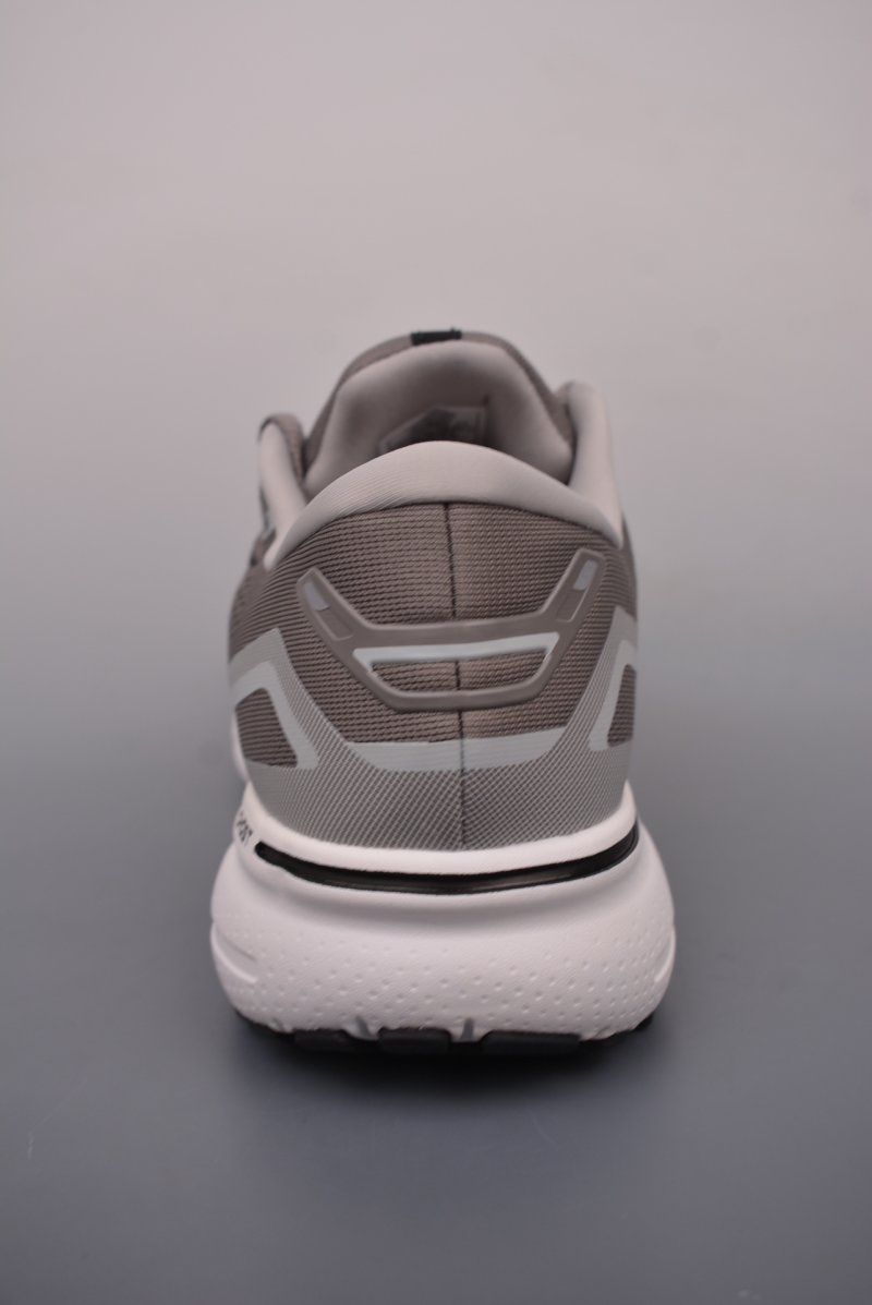 Brooks Ghost 15 DNA LOFT V2 view