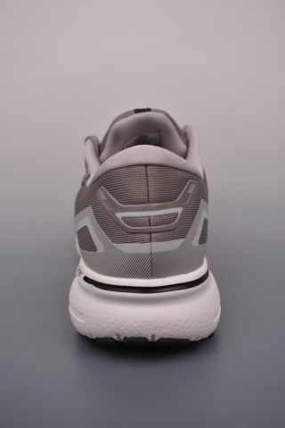 Brooks Ghost 15 DNA LOFT V2 view 4
