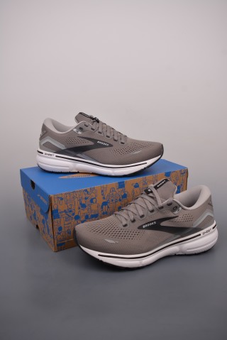 Brooks Ghost 15 DNA LOFT V2 view 5
