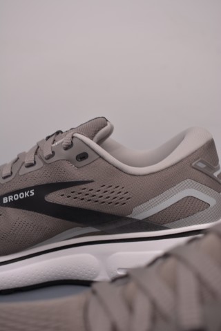 Brooks Ghost 15 DNA LOFT V2 view 8