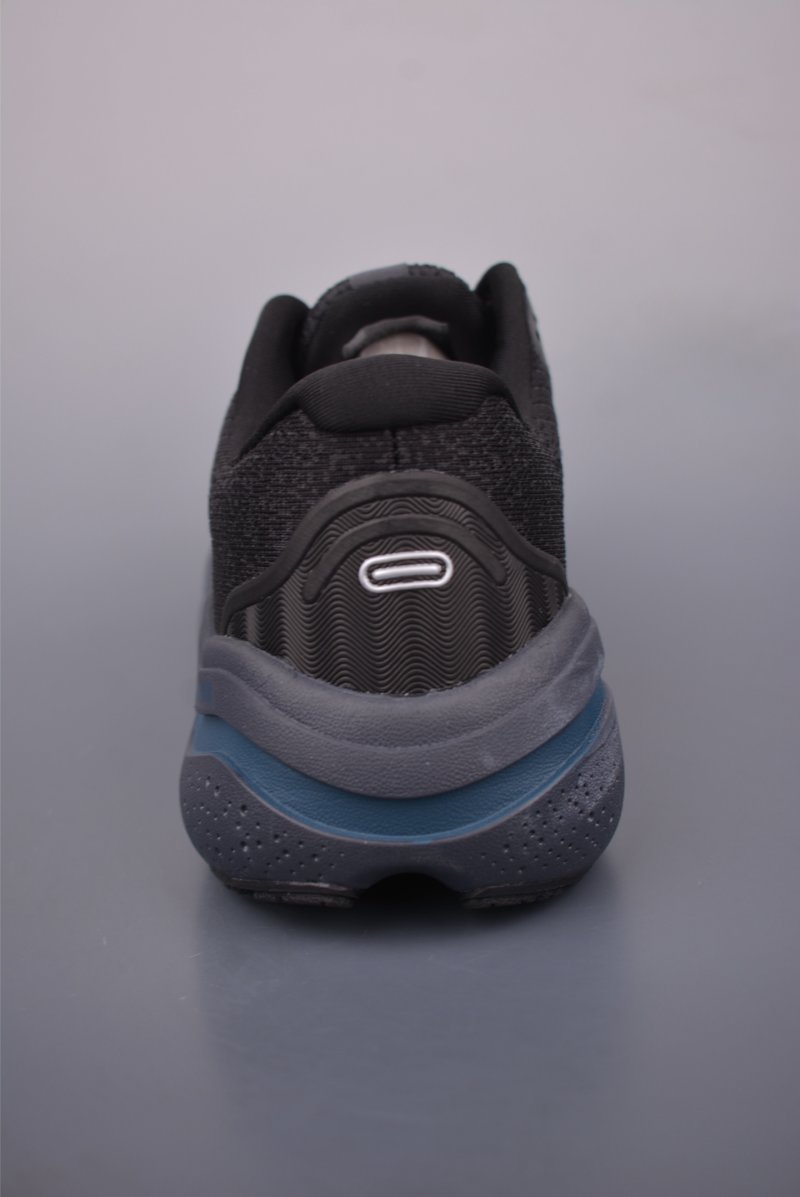Brooks Ghost Max 2 DNA LOFT V2 view