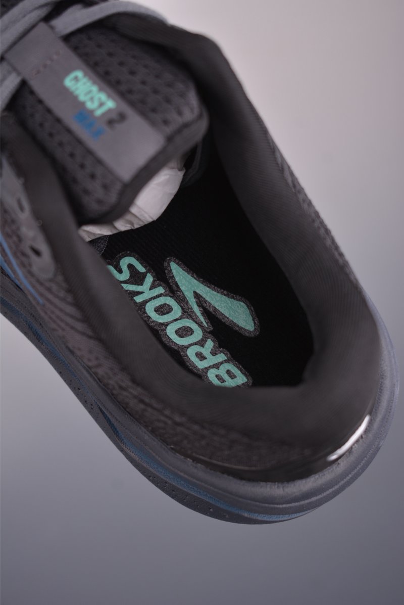 Brooks Ghost Max 2 DNA LOFT V2 view
