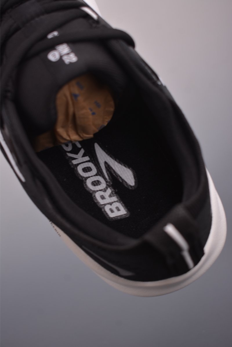 Brooks Glycerin 22 DNA LOFT V2 view