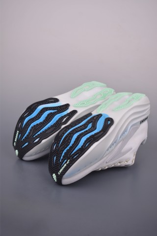Brooks Glycerin Max DNA LOFT V2 view 3