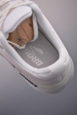 Brooks Glycerin Max DNA LOFT V2 view 9