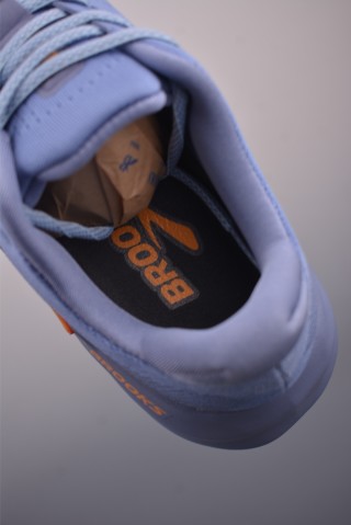 Brooks Glycerin Max DNA LOFT V2 view 18