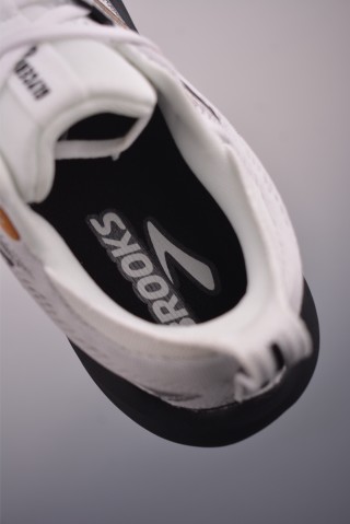 Brooks Glycerin 22 DNA LOFT V2 view 9