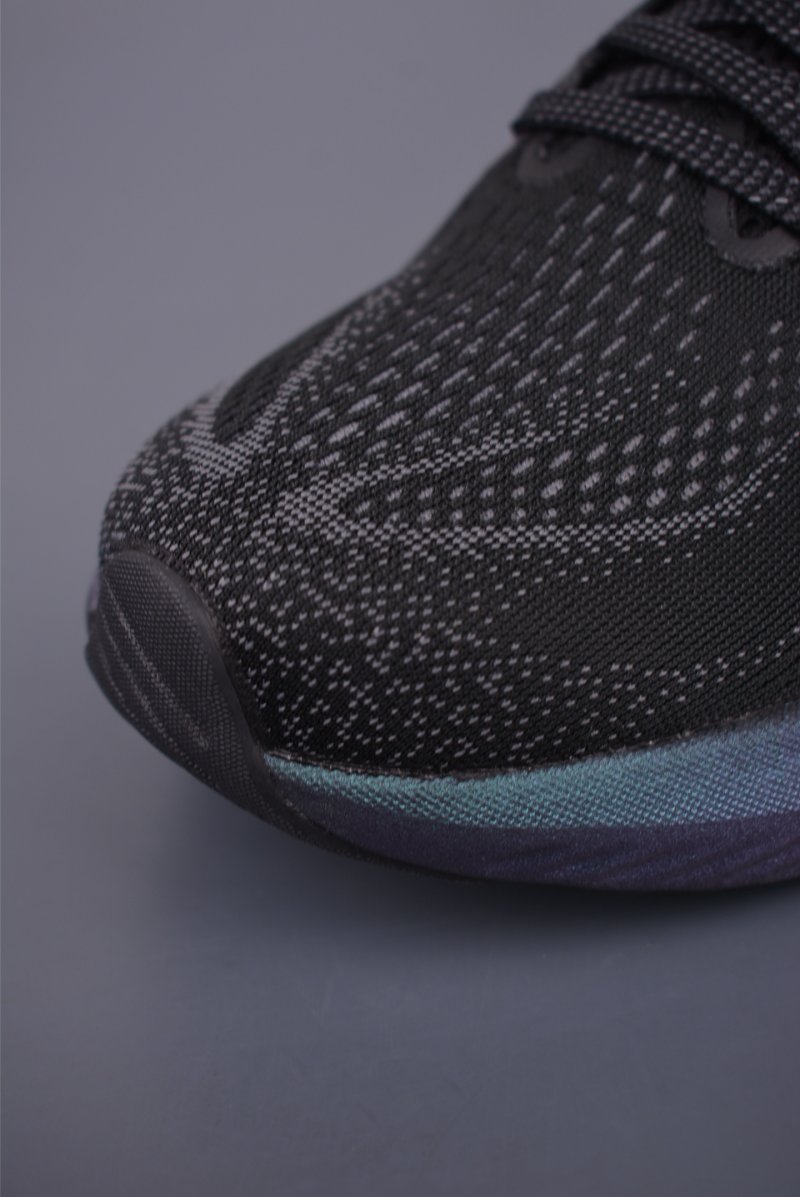 Brooks Glycerin 22 DNA LOFT V2 view