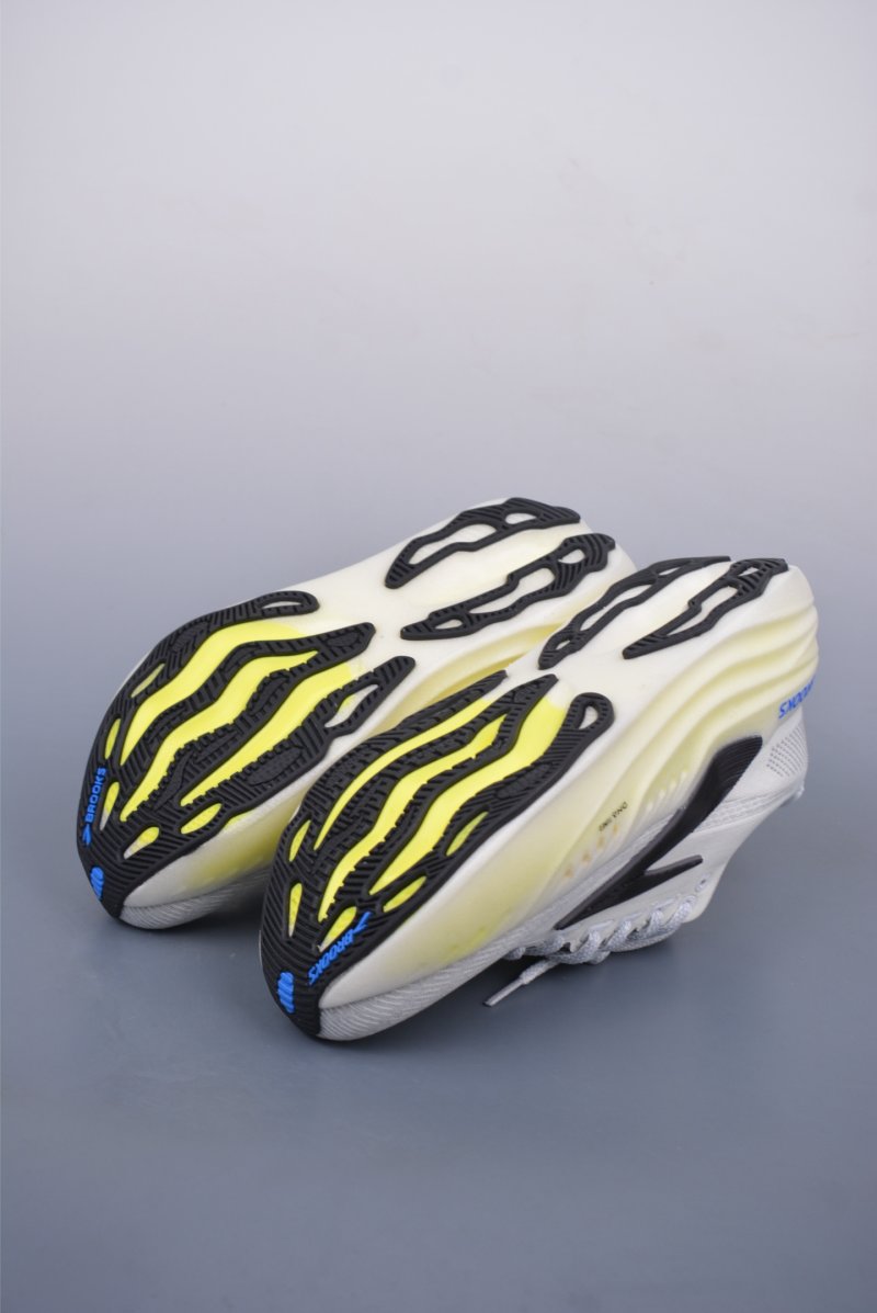 Brooks Glycerin Max DNA LOFT V2 view
