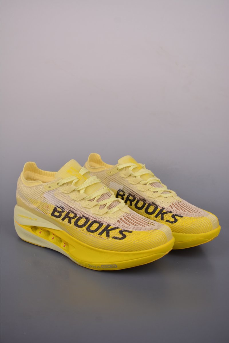 Brooks Hyperion Elite 5 DNA LOFT V2 view