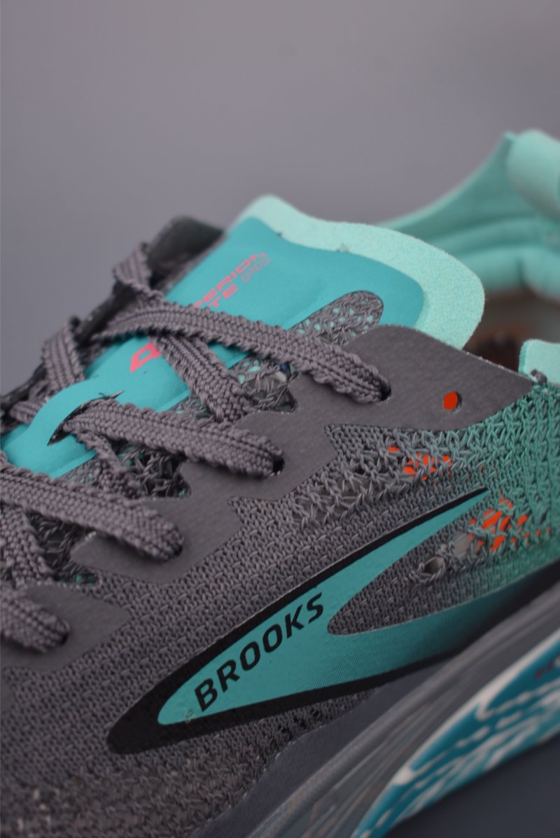 Brooks Hyperion Elite 4 PB DNA LOFT view