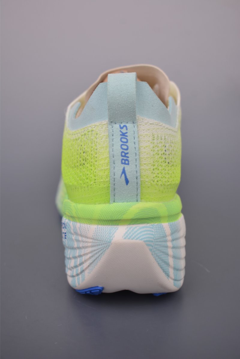 Brooks Hyperion Elite 4 PB DNA LOFT view