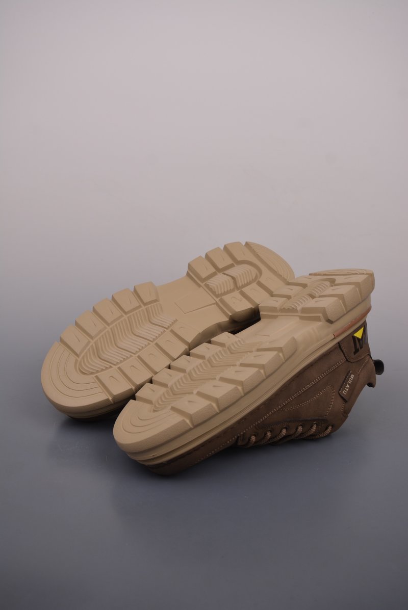 Caterpillar Cat 'Gold' view