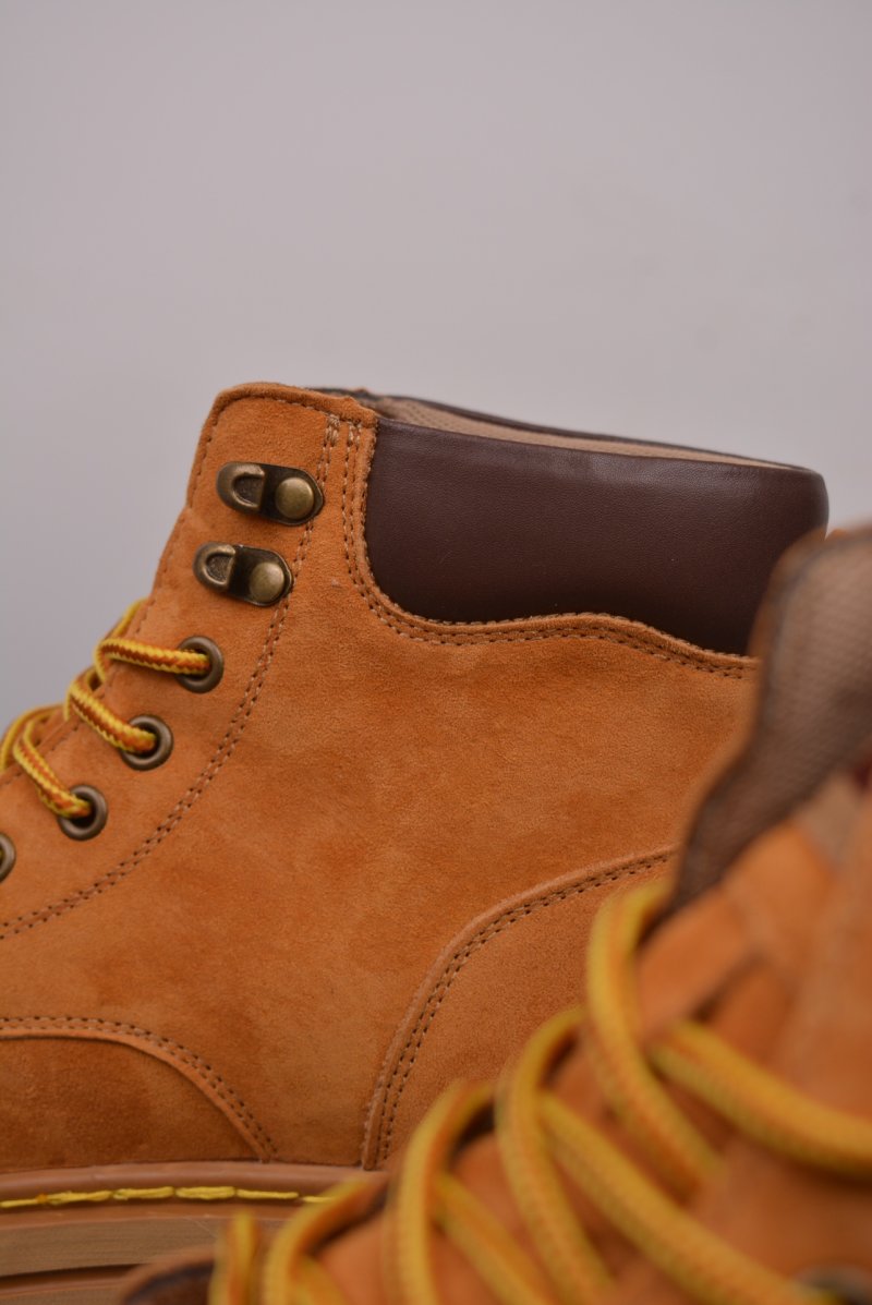Caterpillar Cat 'Yellow / Gold' view