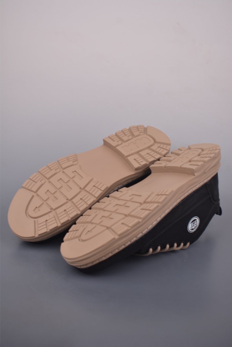 Caterpillar Cat 'Gold' view