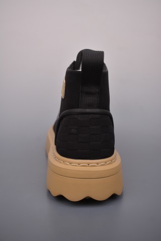 Caterpillar Cat 'Gold' view 4