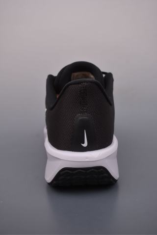Nike Quest 6 view 4