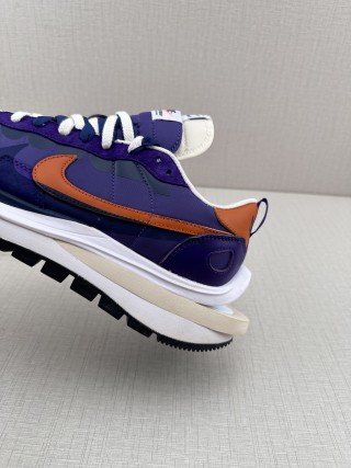 Nike Sacai x LDV Vaporwaffle 'Sesame Blue Void' view 8