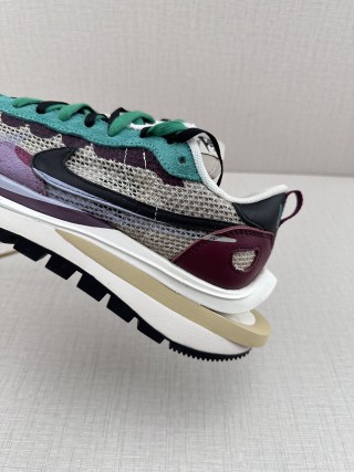 Nike Sacai x LDV Vaporwaffle 'Sesame Blue Void' view 27