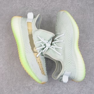 Yeezy Boost 350 V2 view 3