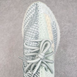 Yeezy Boost 350 V2 'Ice Blue Static' view 4